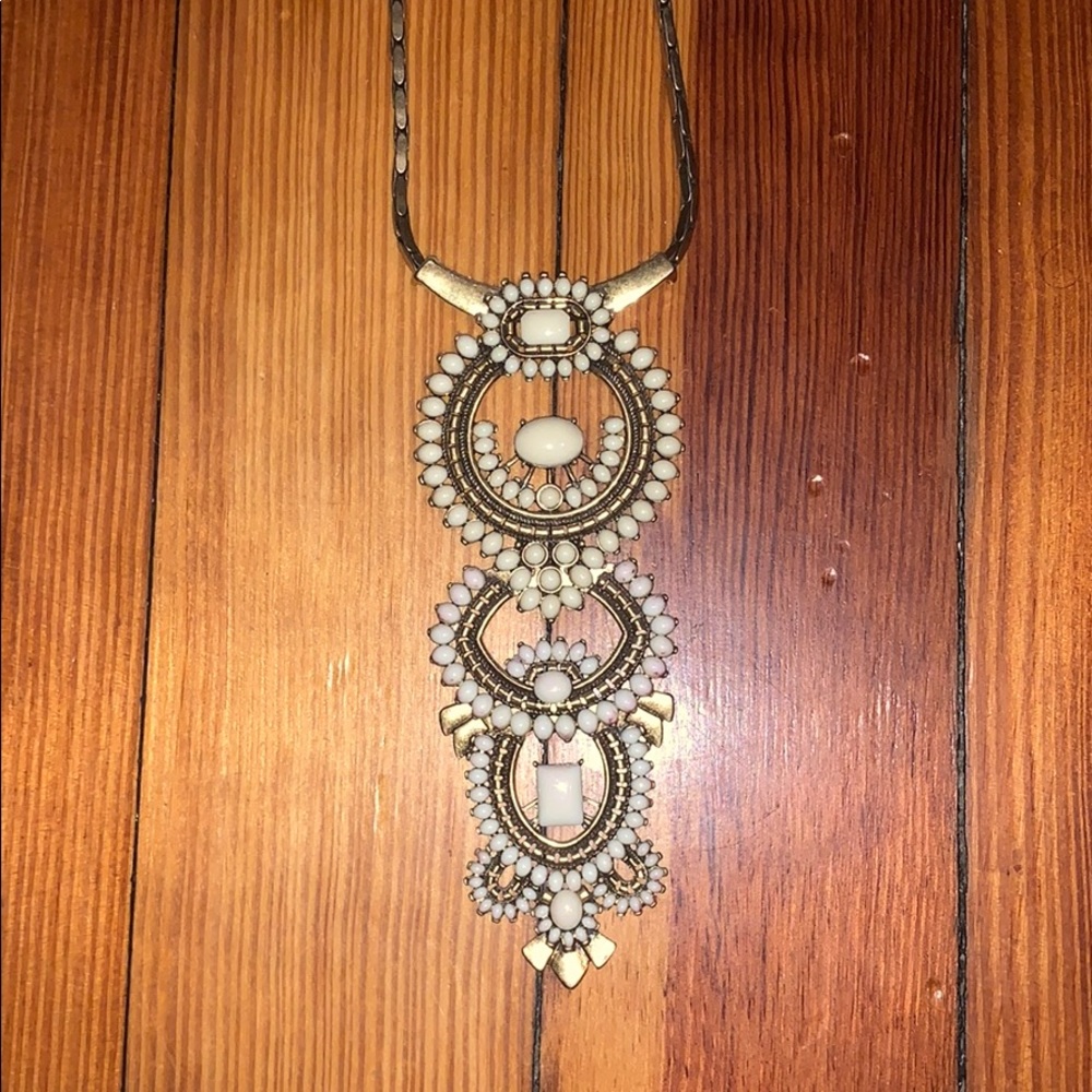 Stella and dot long gold necklace - Picture 2 of 4